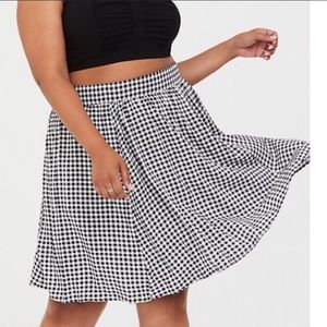 Torrid plus textured gingham skater skirt